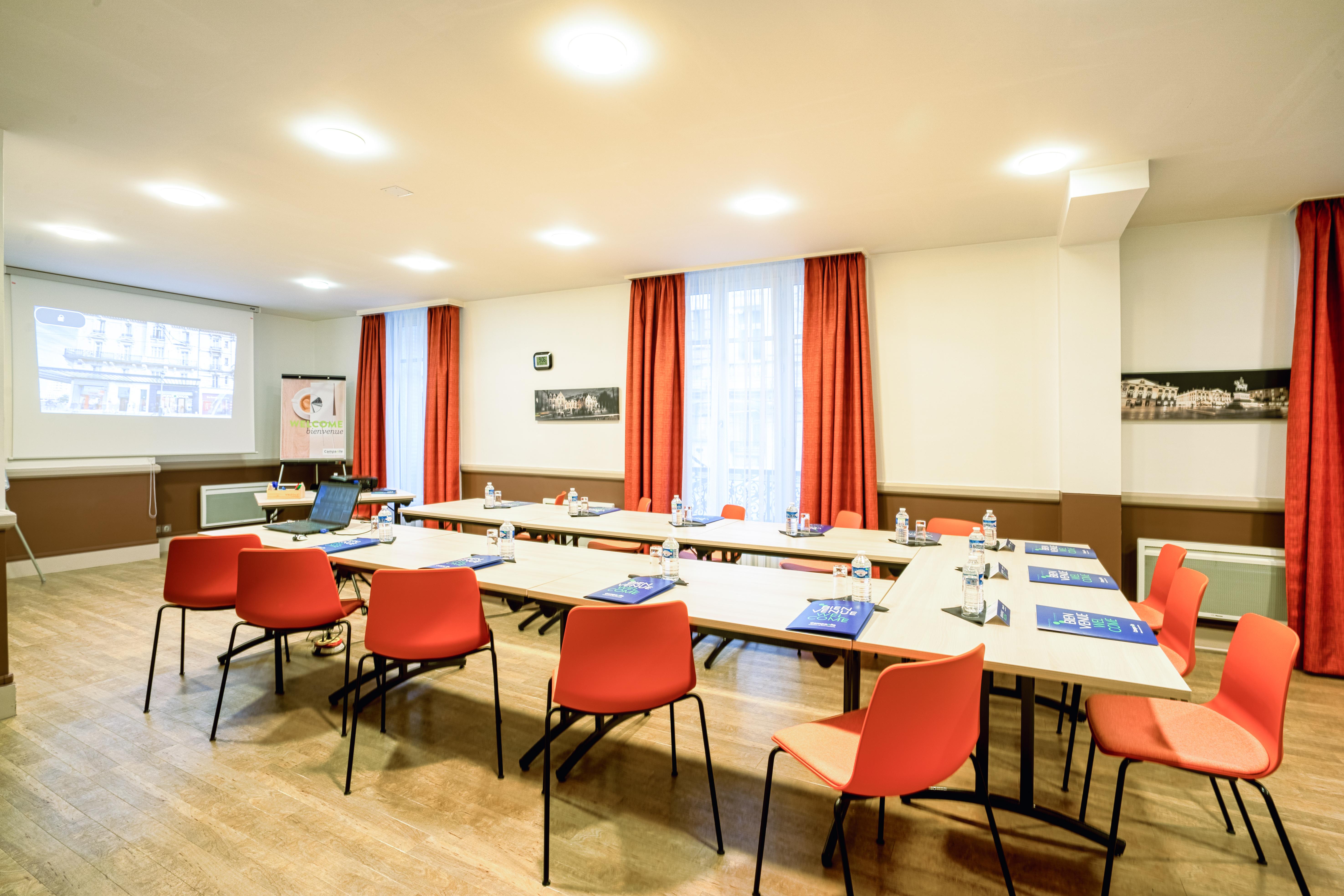Hotel Campanile Centre Gare 3*